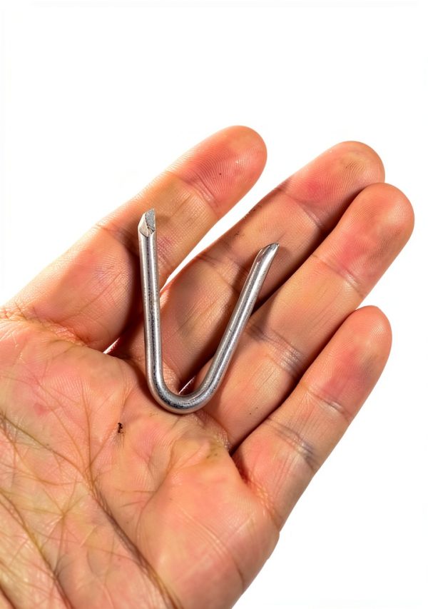 Sisneyca Galvanized U Fence Staples Heavy Duty Wire Fencing-1